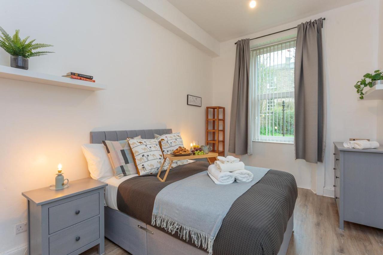אדינבורו Stylish Apartment At The Edge Of Meadows Park מראה חיצוני תמונה