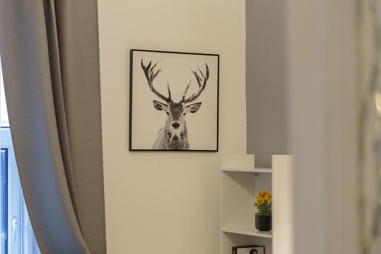 אדינבורו Stylish Apartment At The Edge Of Meadows Park מראה חיצוני תמונה