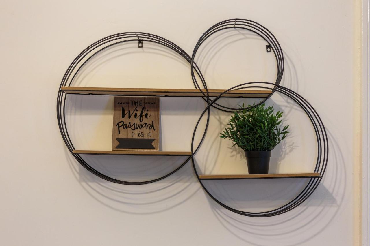 אדינבורו Stylish Apartment At The Edge Of Meadows Park מראה חיצוני תמונה