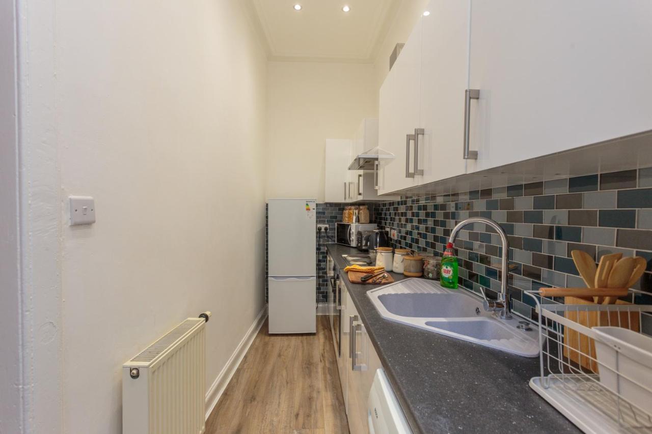 אדינבורו Stylish Apartment At The Edge Of Meadows Park מראה חיצוני תמונה